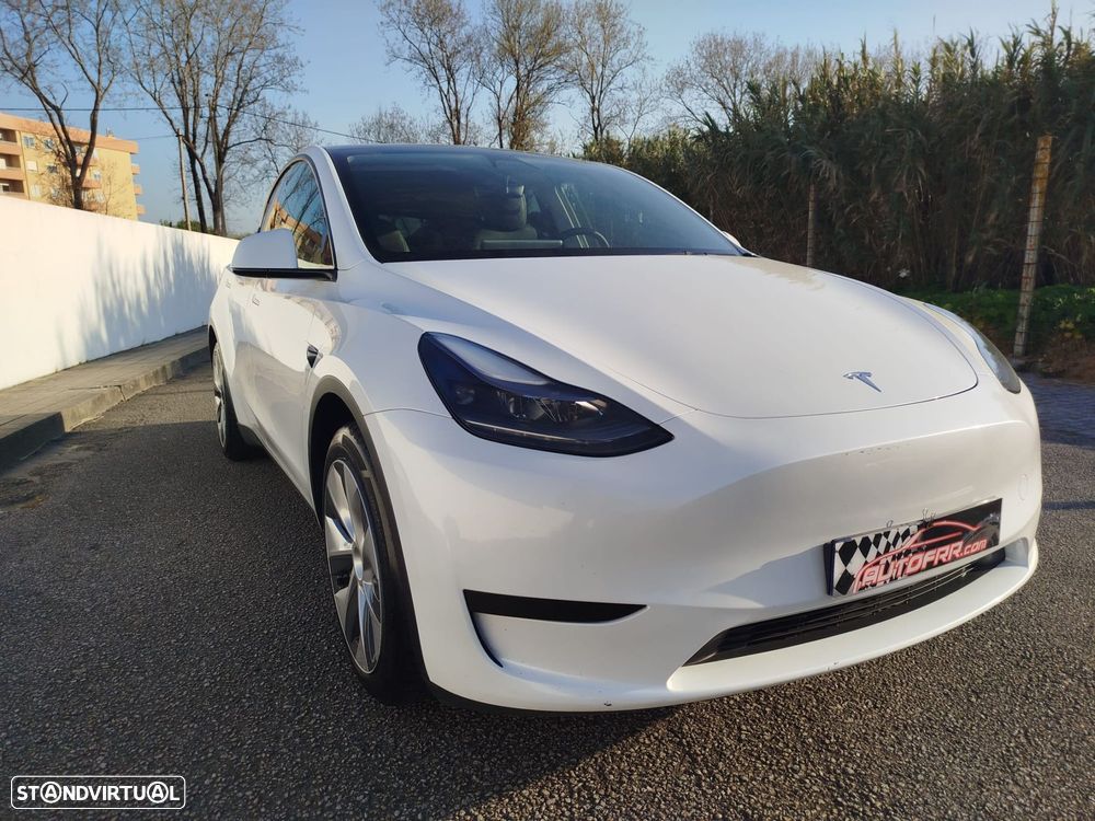 Tesla Model Y RWD - 8