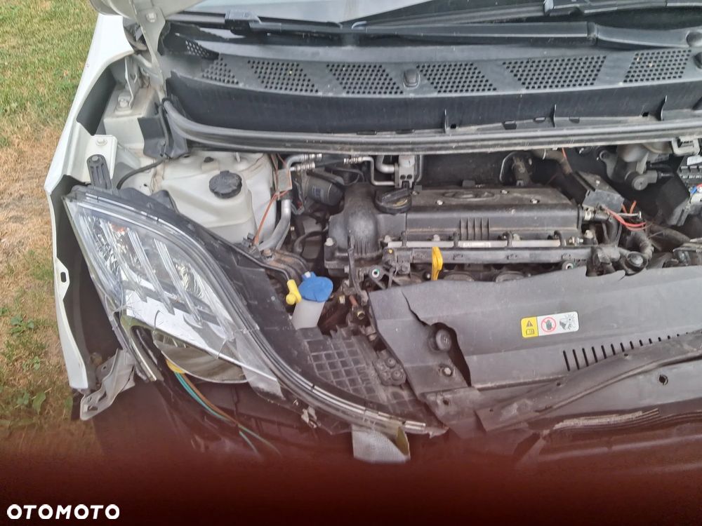 Hyundai ix20 - 13