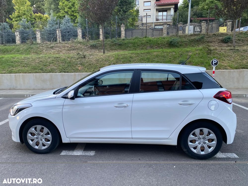 Hyundai i20 1.25 84CP M/T Comfort - 3