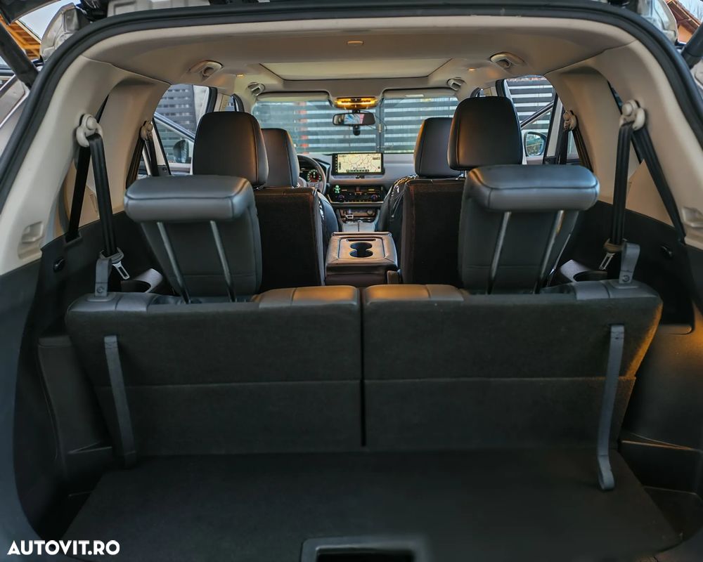 Nissan X-Trail e4ORCE 7 locuri Tekna - 23