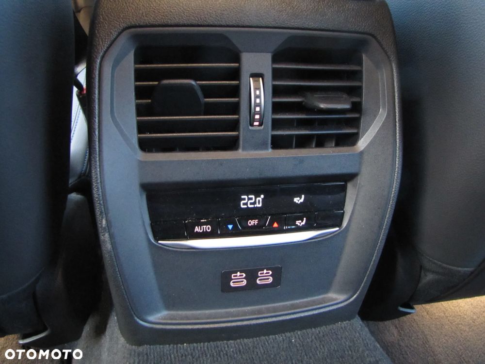 BMW Seria 3 320d M Sport Sport - 30