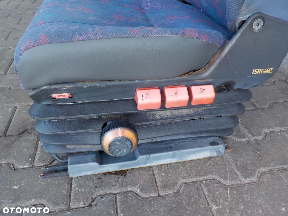 VW LT SPRINTER 96- FOTEL KIEROWCY PNEUMATYCZNY ISRI POMPOWANY - 7