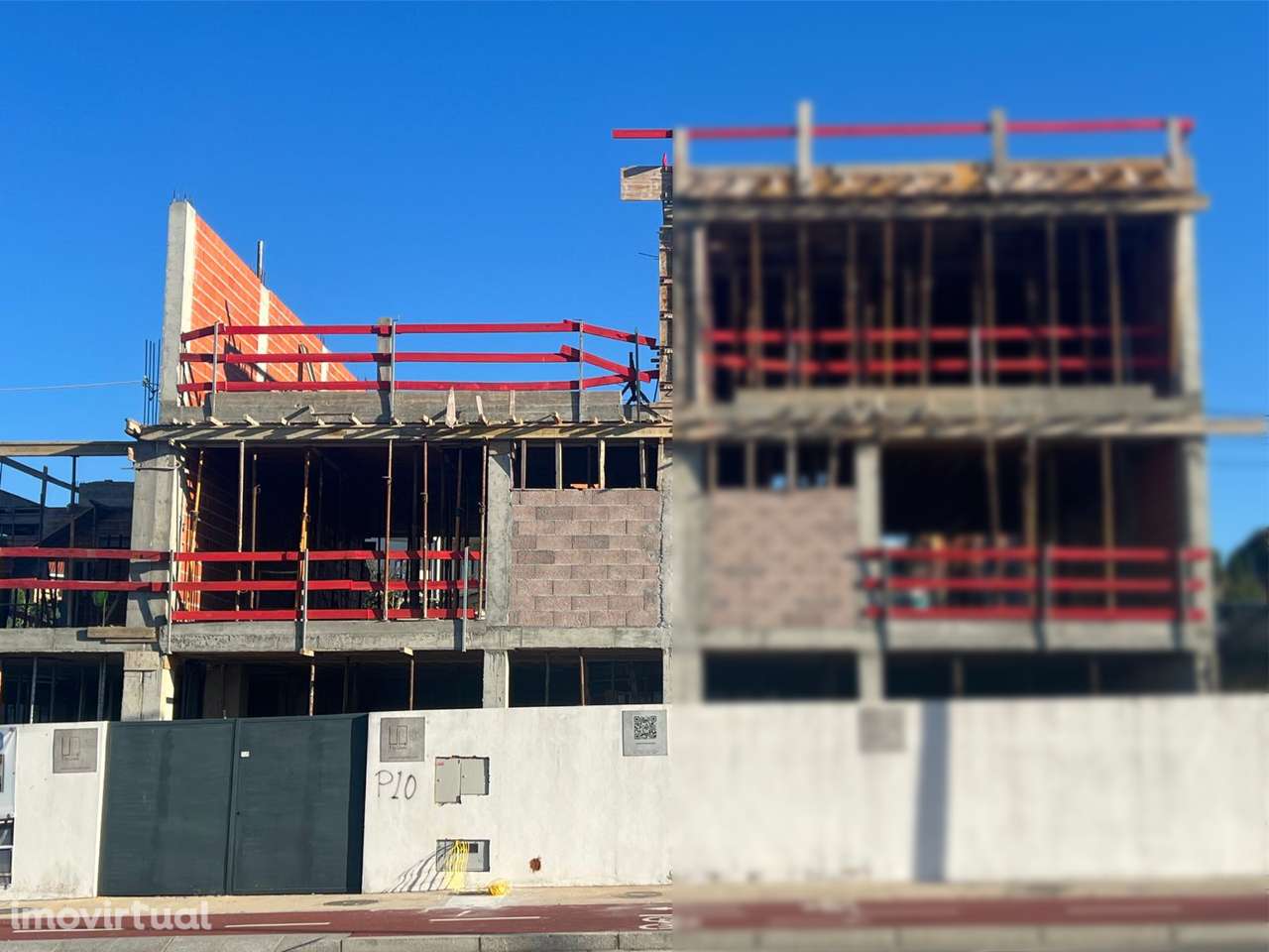 Moradia independente T4 – À praia da Madalena - Grande imagem: 4/21