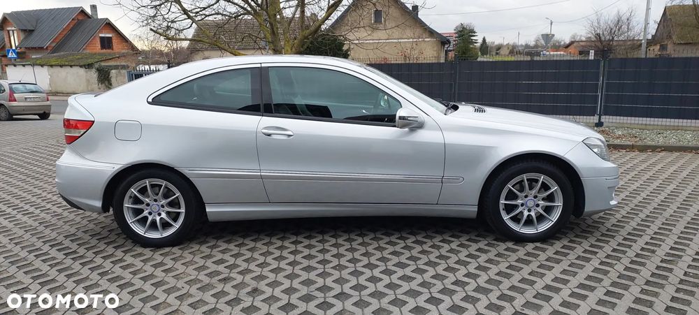 Mercedes-Benz CLC - 39