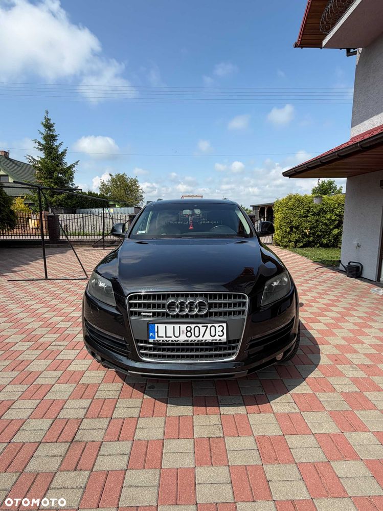 Audi Q7 - 4