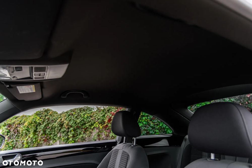Volkswagen Beetle 2.0 TSI DSG Exclusive Sport - 39