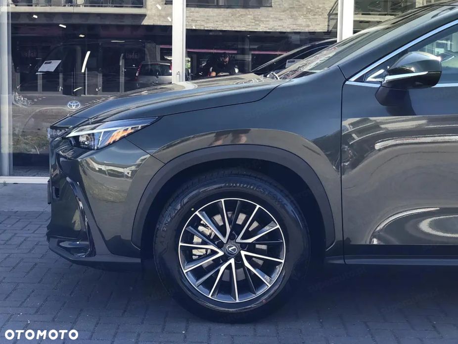 Lexus NX 350h Prestige 2WD - 13
