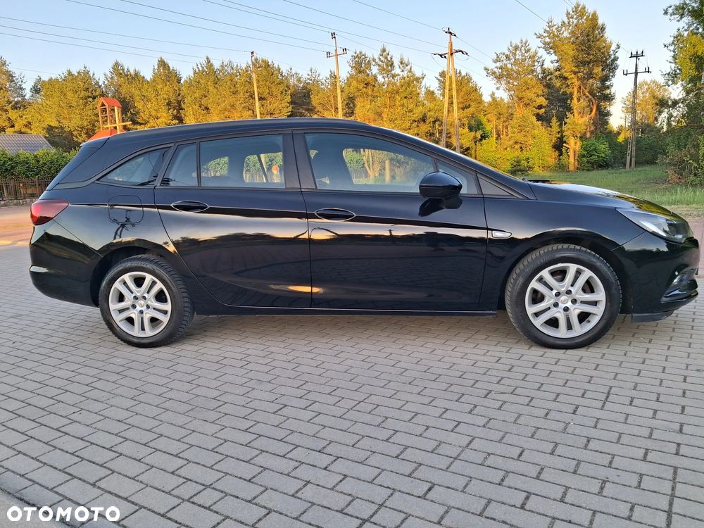 Opel Astra - 4