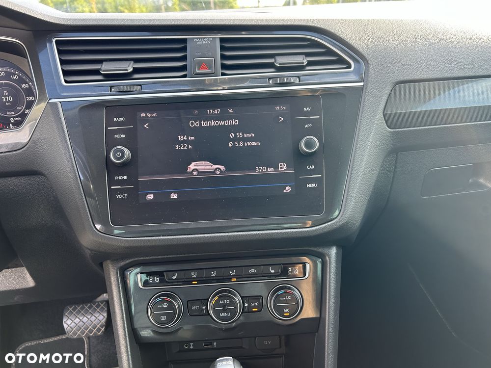 Volkswagen Tiguan - 8