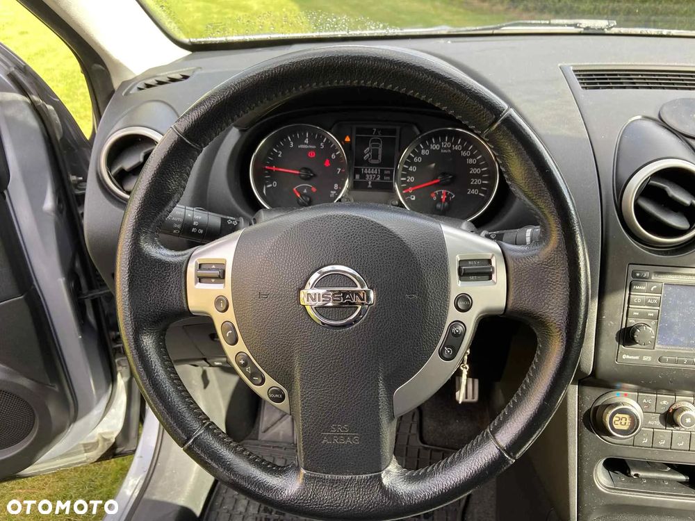 Nissan Qashqai - 14