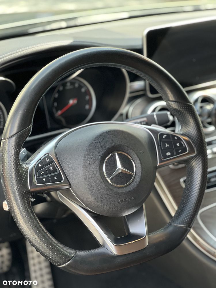 Mercedes-Benz Klasa C 300 7G-TRONIC AMG Line - 18