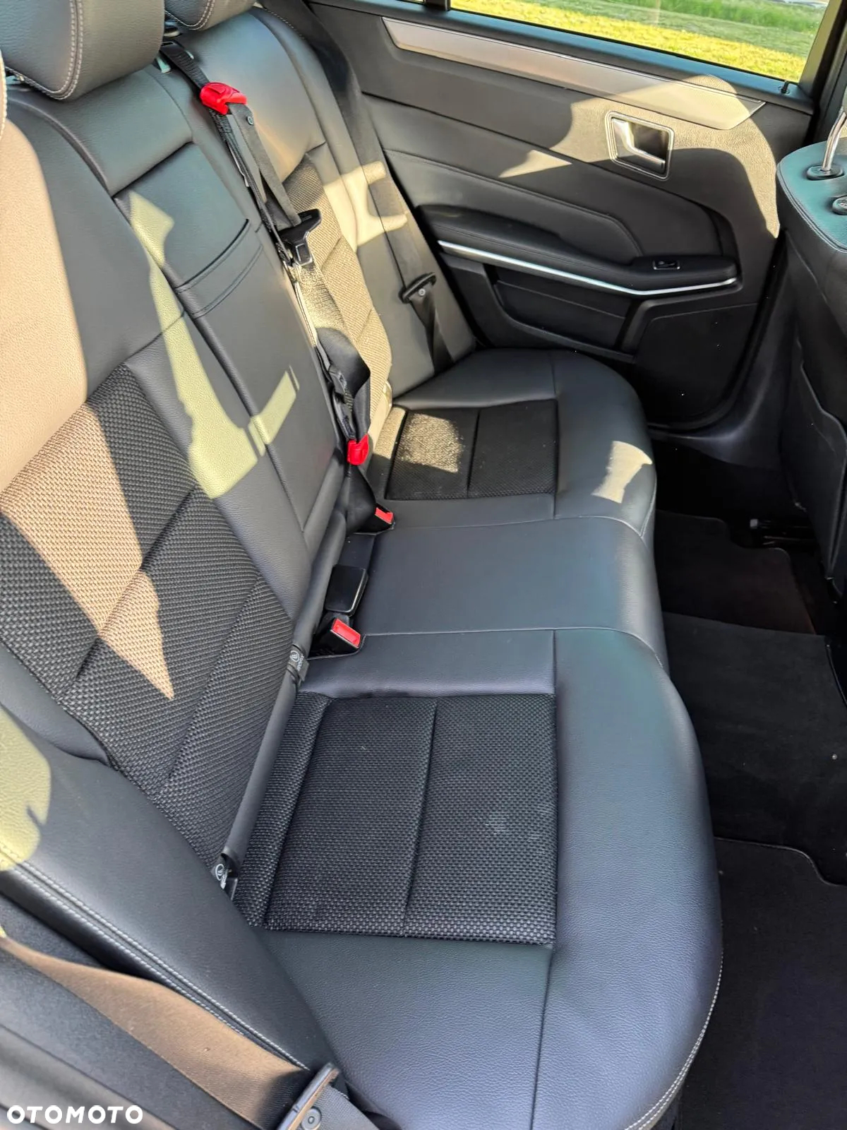 Mercedes-Benz Klasa E 200 BlueTEC 7G-TRONIC Classic - 12