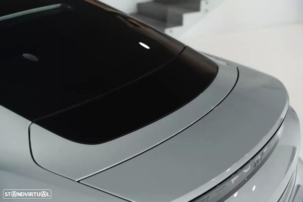 Porsche Taycan 4S - 18