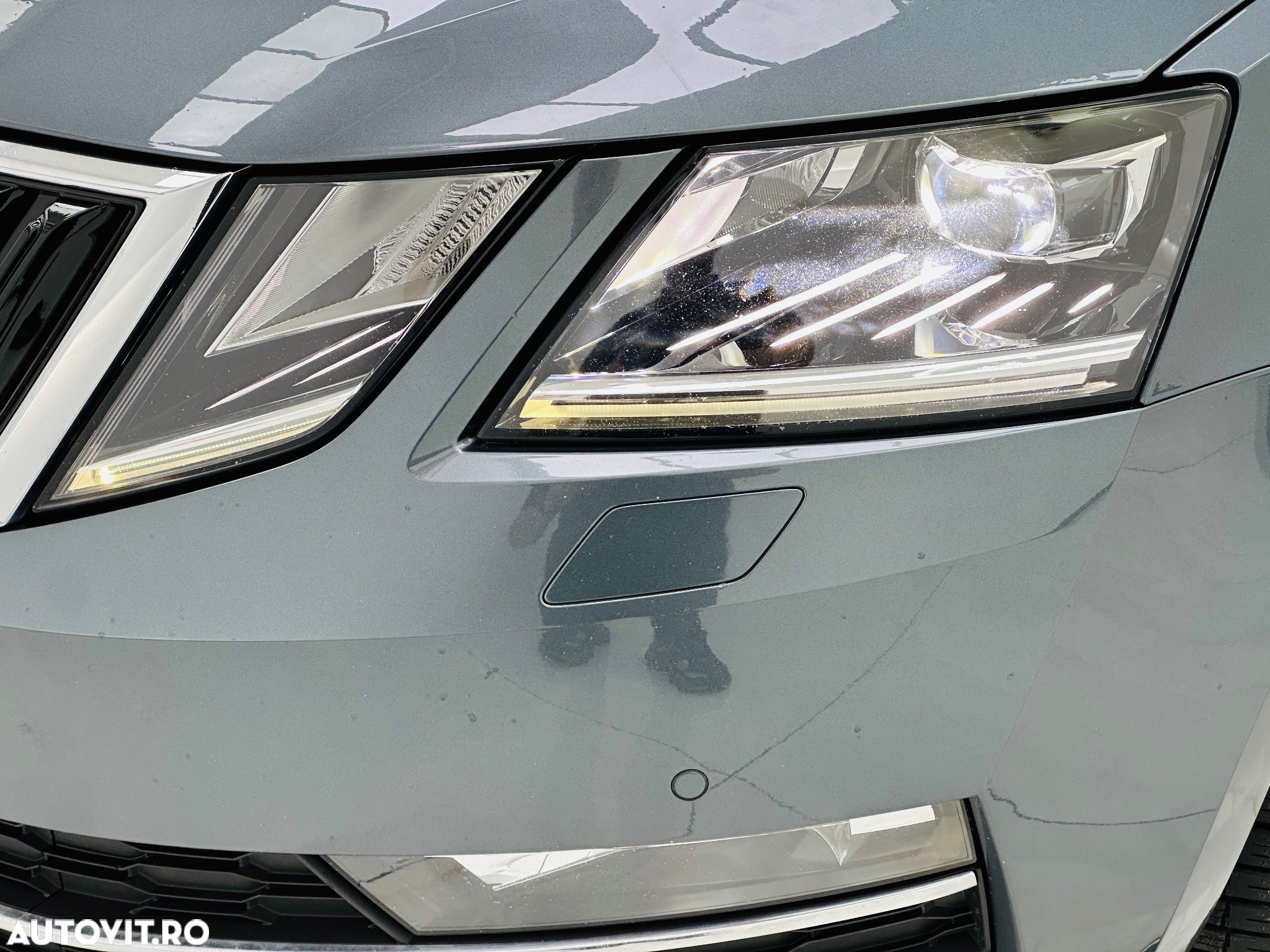Skoda Octavia Combi 1.6 TDI DSG Premium Edition - 12