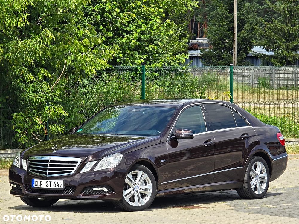 Mercedes-Benz Klasa E 250 CGI BlueEFFICIENCY 7G-TRONIC Avantgarde - 7