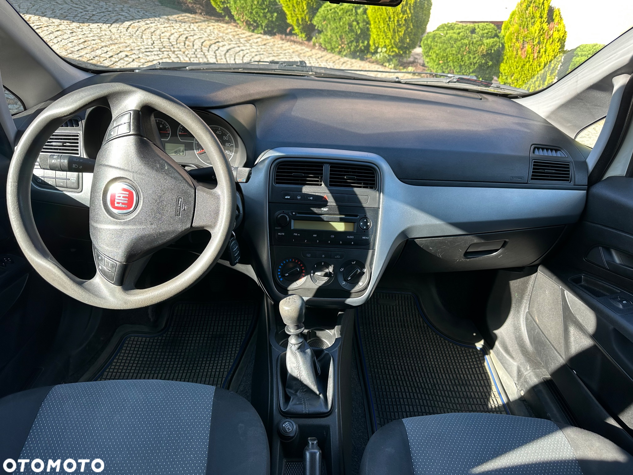 Fiat Grande Punto - 7