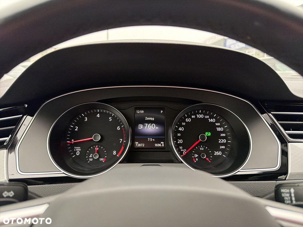 Volkswagen Passat 1.5 TSI EVO Business DSG - 15