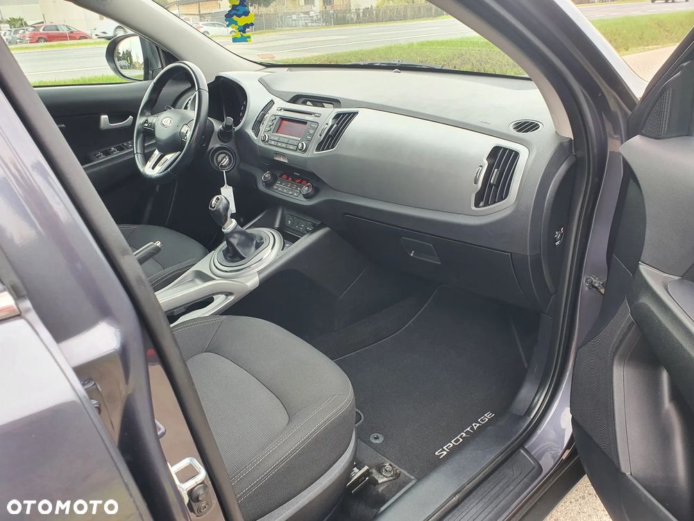 Kia Sportage 1.6 GDI Business Line M 2WD - 11