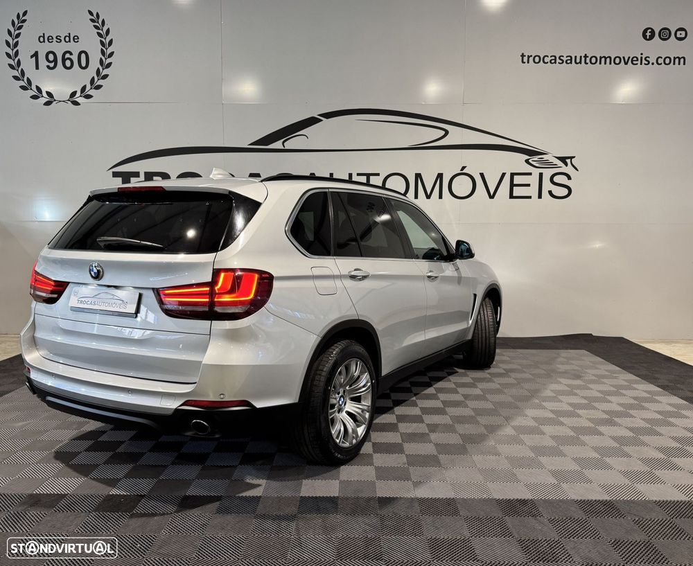 BMW X5 25 d sDrive Comfort 7L - 6