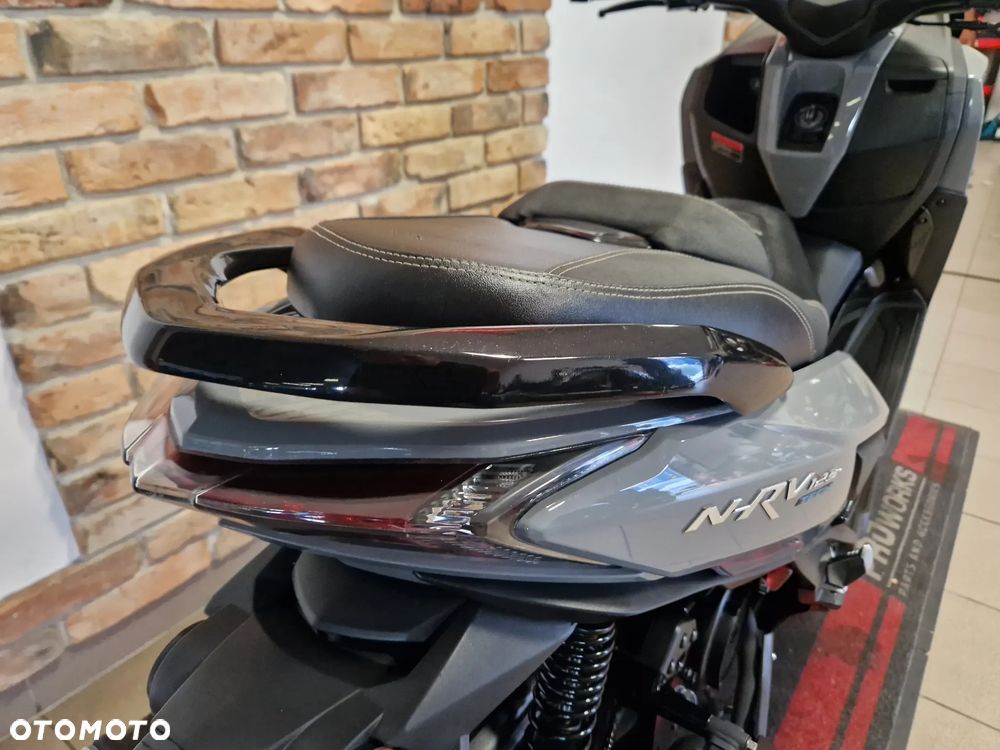 Yamaha NMAX - 28