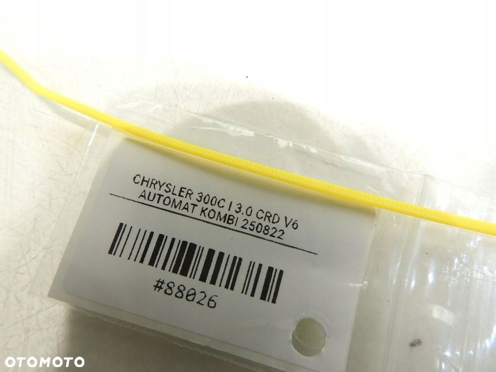 WAHACZ LEWY PRZÓD CHRYSLER 300C - 4