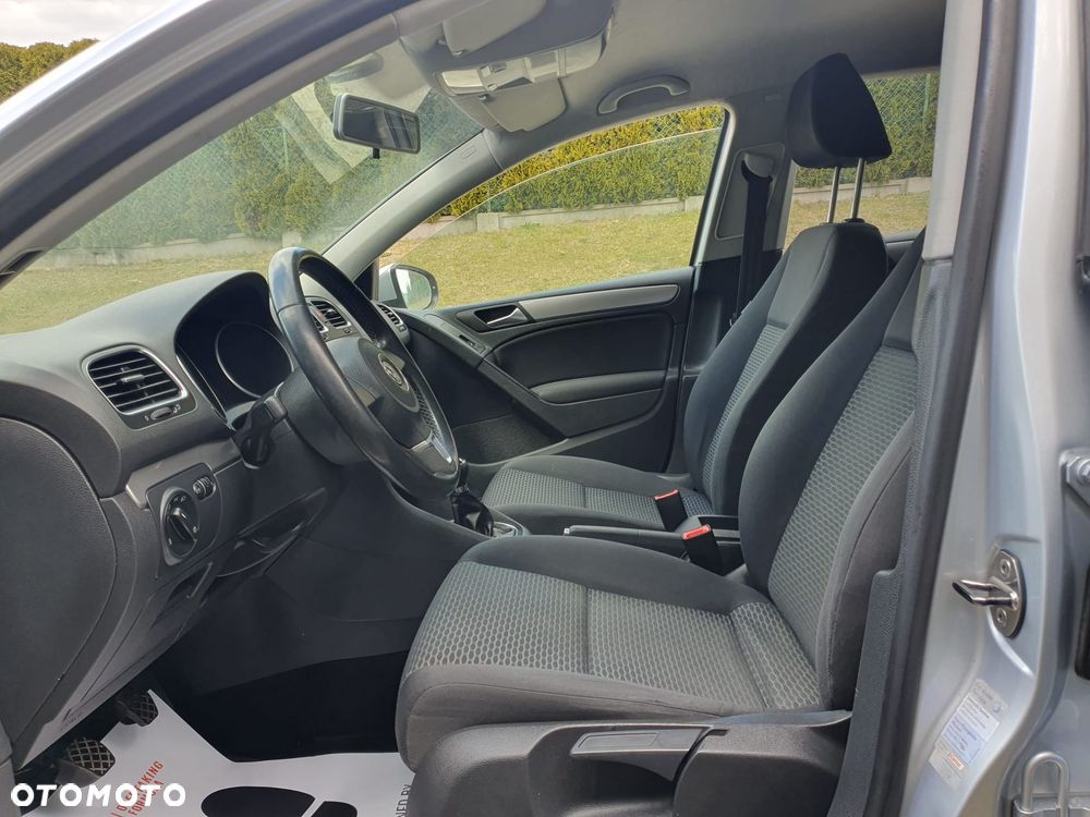 Volkswagen Golf 1.6 Comfortline - 10