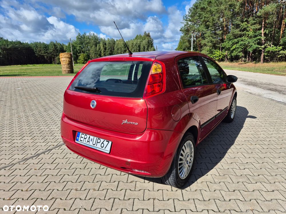 Fiat Grande Punto 1.4 8V Emotion - 19