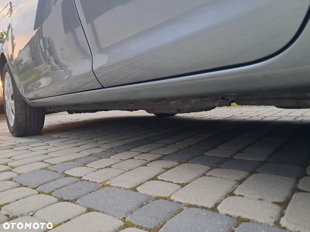 Opel Corsa - 24