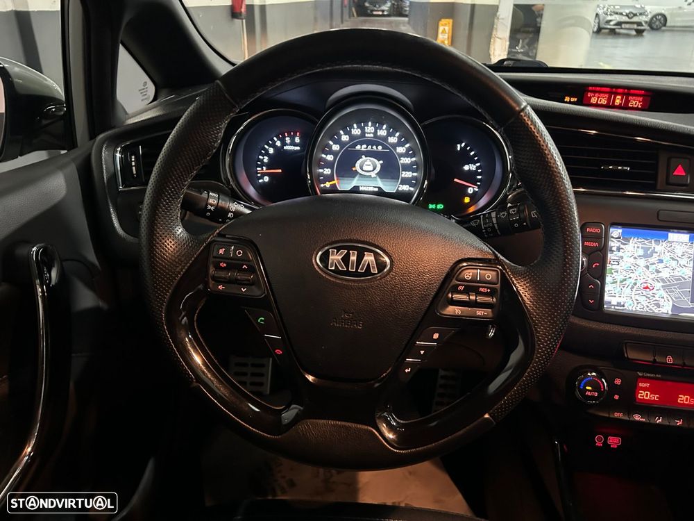 Kia Ceed 1.6 CRDi GT Line - 24