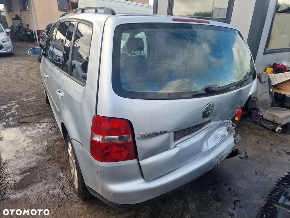 Volkswagen Touran 2006r 92KW 1.9d Cały na części - 5