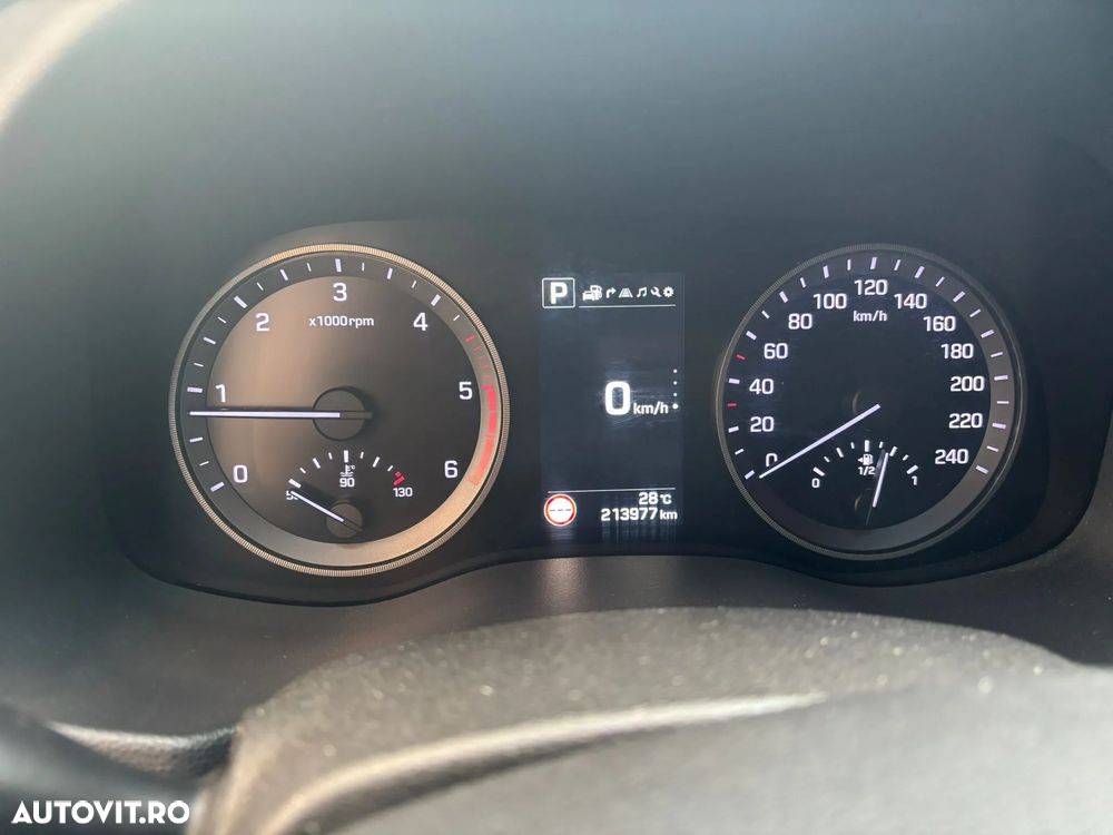 Hyundai Tucson - 11