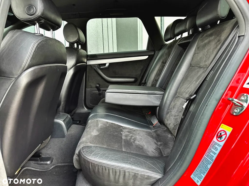 Audi A4 Avant 2.0 TDI - 9