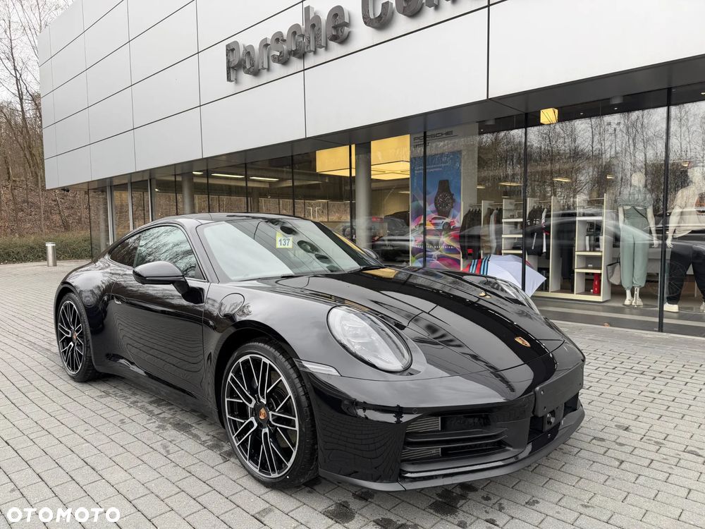 Porsche 911 Carrera - 7