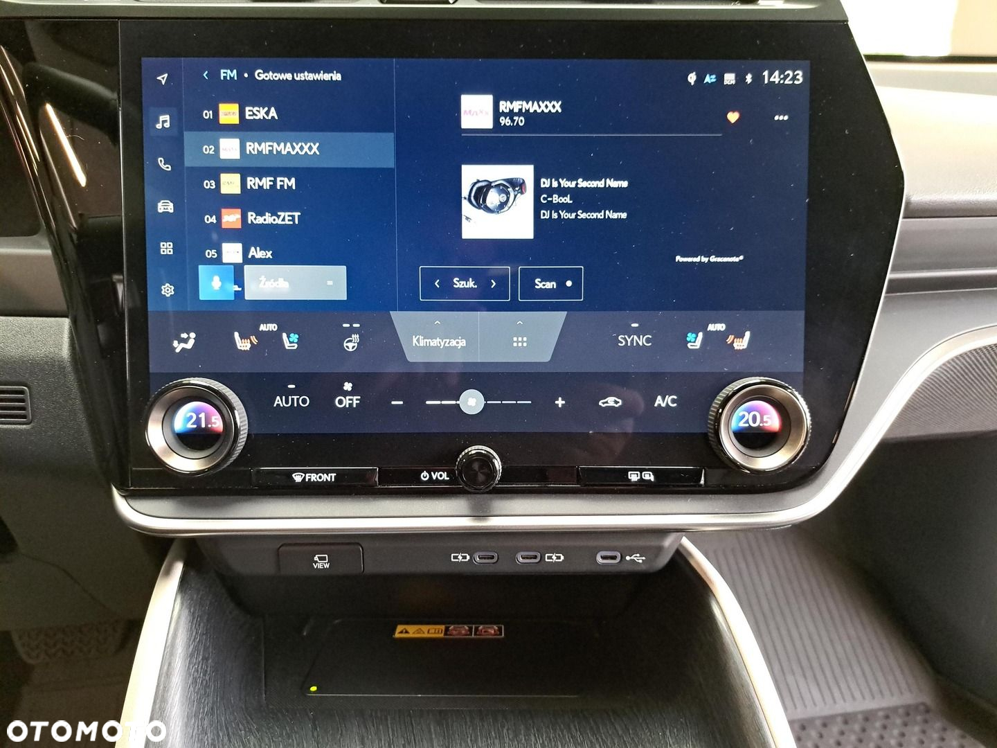 Lexus RZ 450e Prestige DIRECT4 - 21