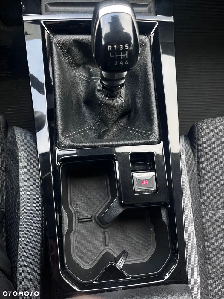 Opel Astra - 16