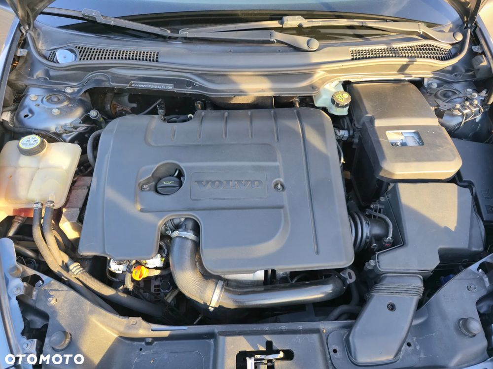 Volvo V50 1.6D DPF DRIVe Momentum - 19