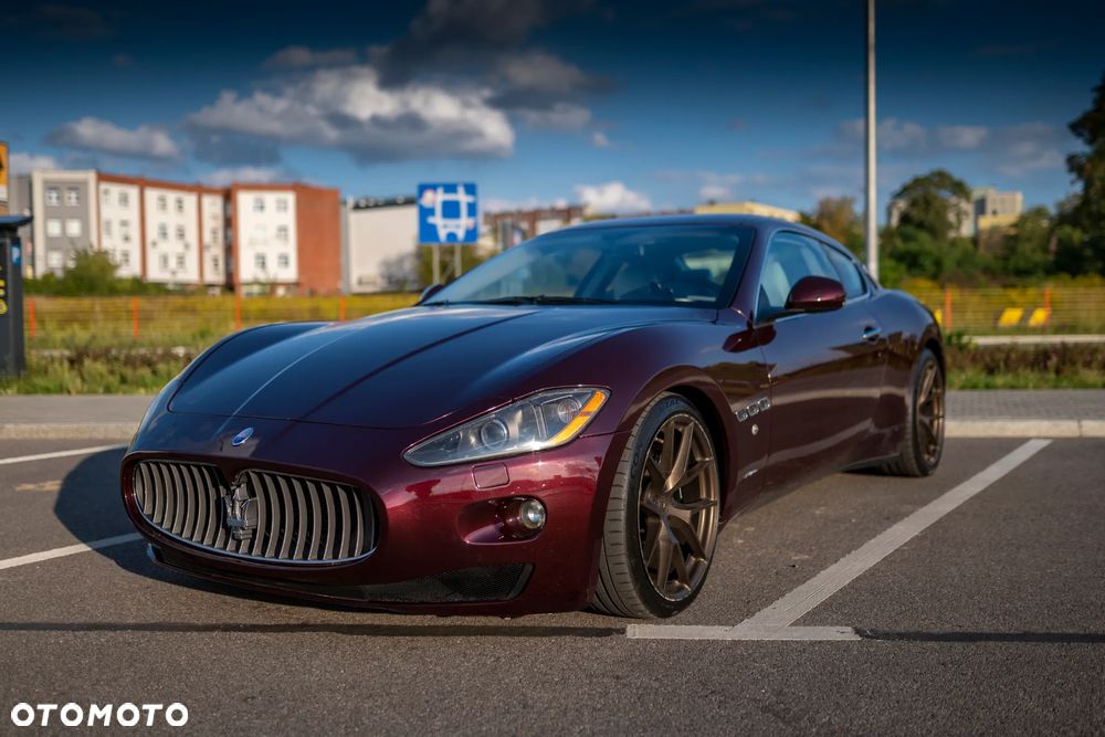 Maserati GranTurismo - 11