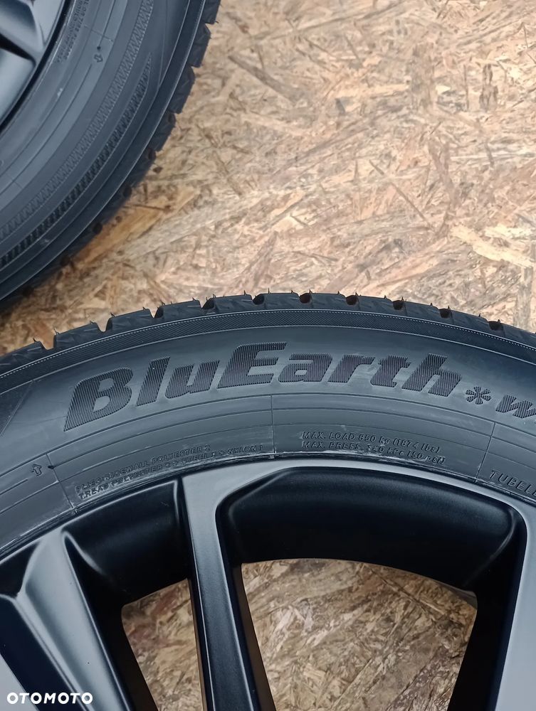 KOŁA ZIMOWE ALUMINIOWE TOYOTA C-HR 5x114 R18 7J ET35 YOKOHAMA BLUEARTH WINTER V906 SUV 225/55R18 102V - 11