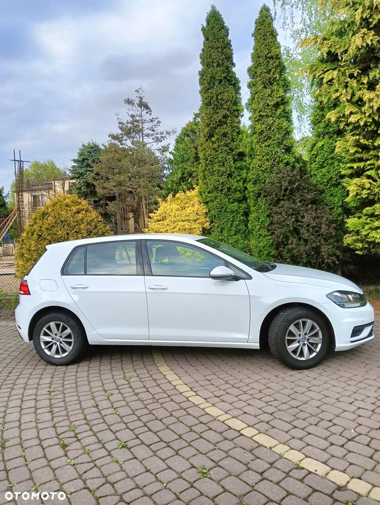 Volkswagen Golf ver-1-0-tsi-comfortline - 2