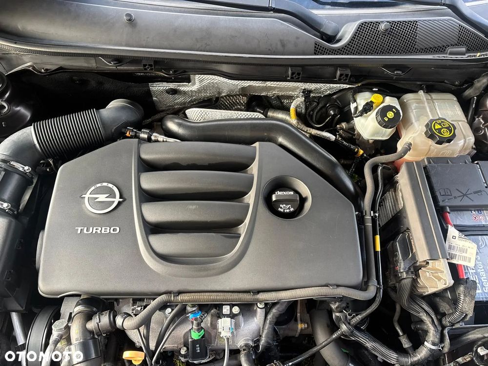 Opel Insignia 2.0 T SportsTourer 4x4 ecoFLEX Start/Stop Innovation - 37