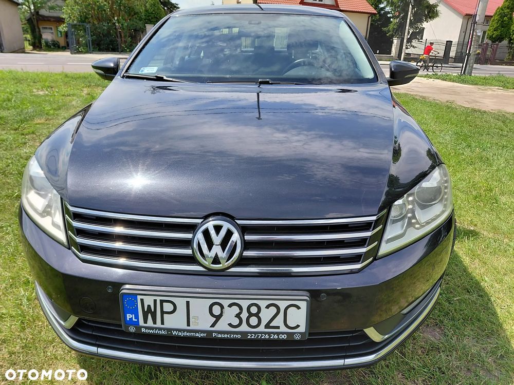 Volkswagen Passat 2.0 TDI Comfortline - 13