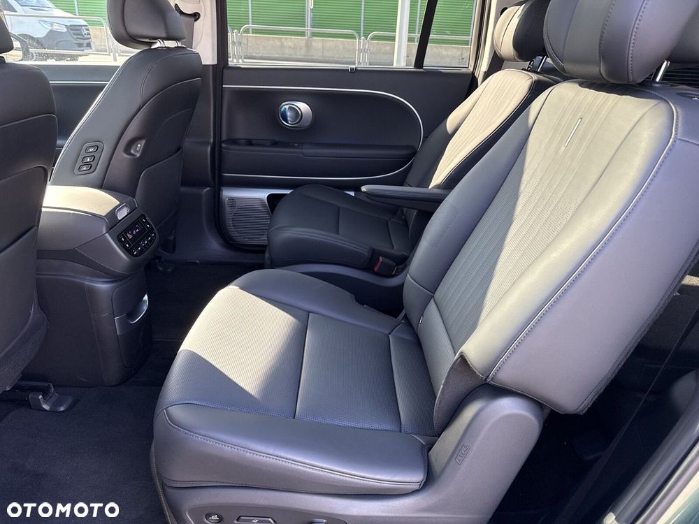 Hyundai IONIQ 9 110kWh Calligraphy AWD - 14