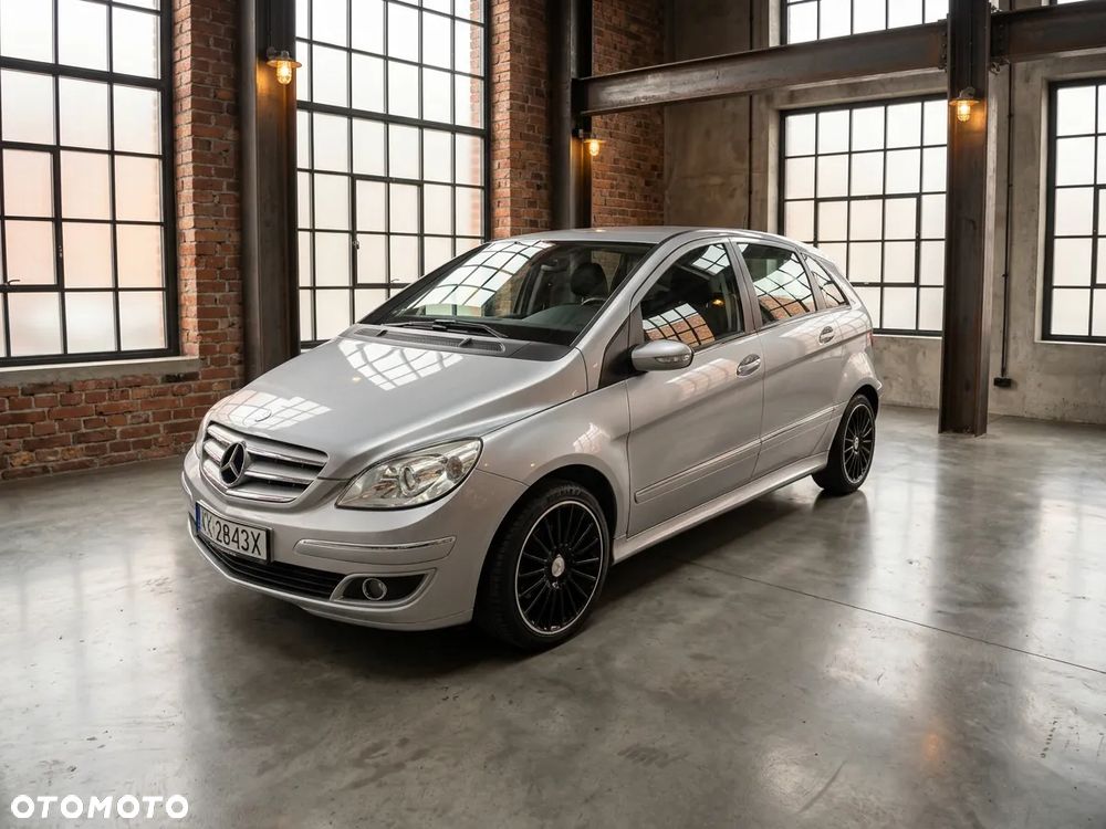 Mercedes-Benz Klasa B 180 BlueEFFICIENCY SPORT EDITION - 3