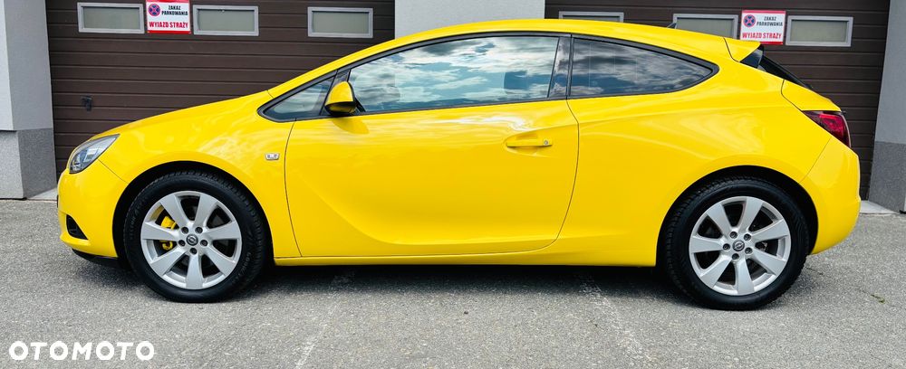 Opel Astra GTC 1.6 Turbo Edition - 30