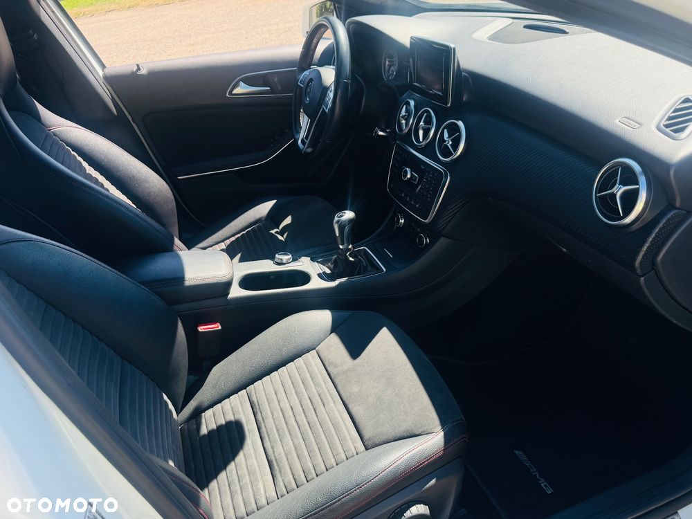 Mercedes-Benz Klasa A 180 (BlueEFFICIENCY) AMG Sport - 31
