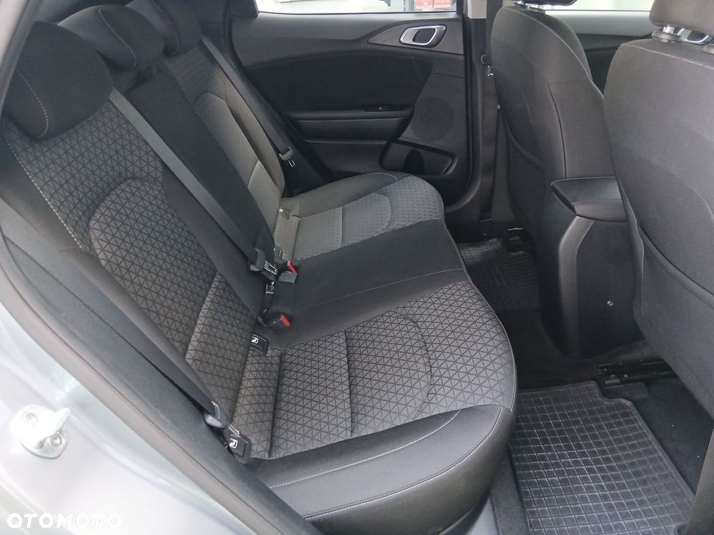 Kia XCeed 1.4 T-GDI M - 24