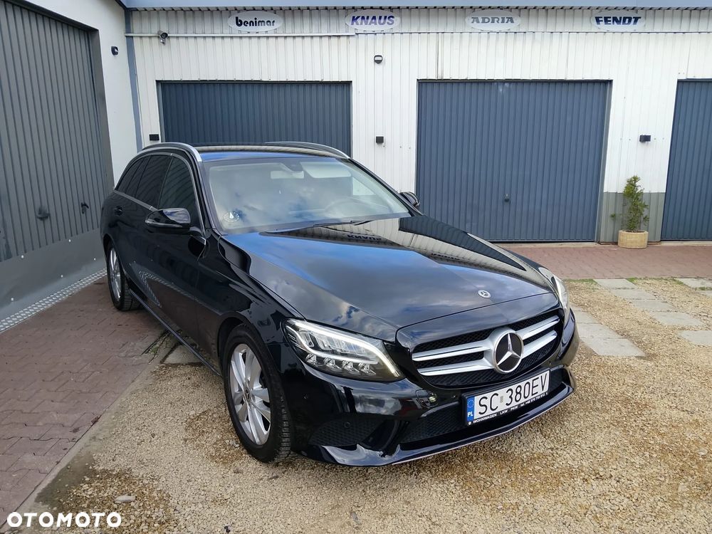 Mercedes-Benz Klasa C 220 d 9G-TRONIC Night Edition - 4