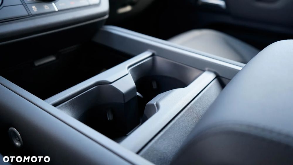 Land Rover Defender 110 D350 X-Dynamic SE - 21