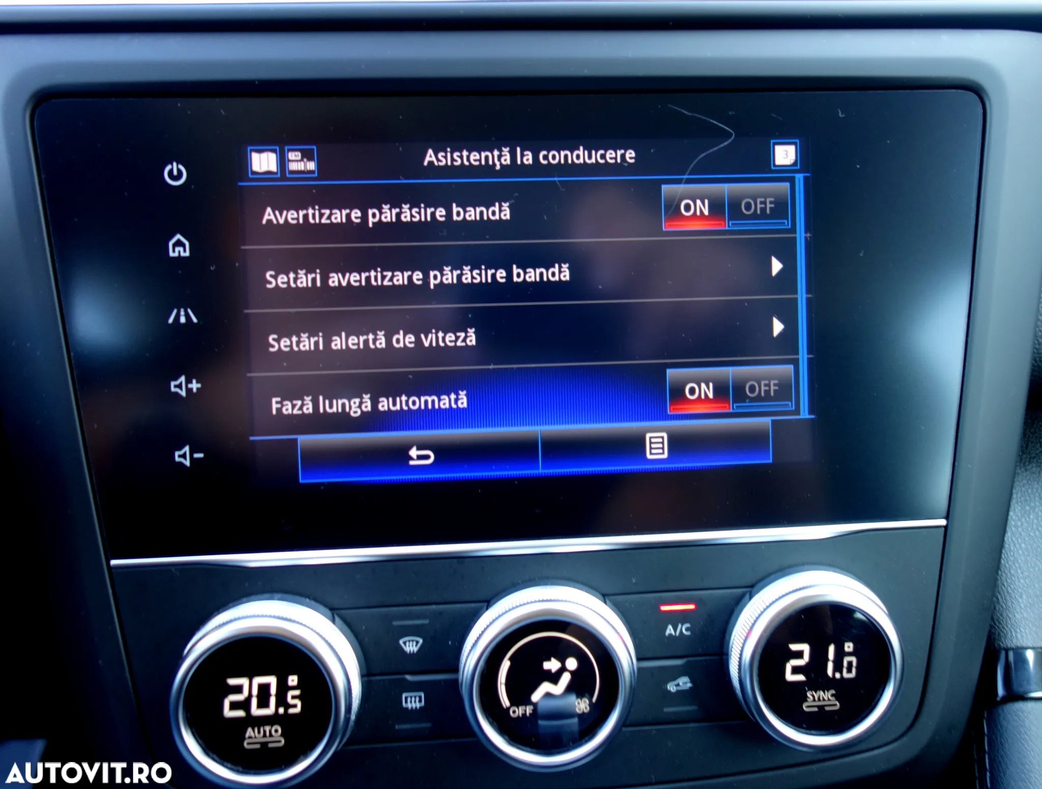 Renault Kadjar BLUE dCi 115 EDC BUSINESS EDITION - 11