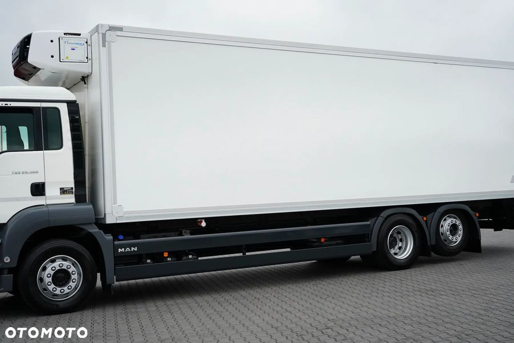 MAN TGS / 26.360 / EURO 6 / CHŁODNIA + WINDA - 15